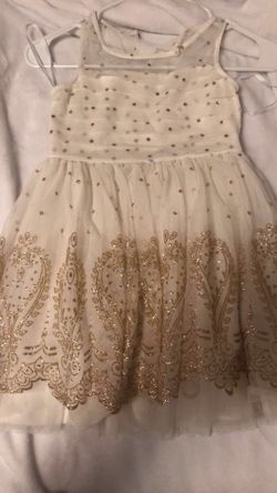Girls size 7 dress, shoes are size 10