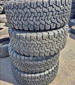🎃 35x12.50/20 Bfgoodrich ko2 Tires Con 80% de Vida Las 4