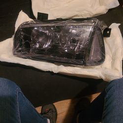 Right and Left Headlight Assembly 2006-2010 Dodge Charger