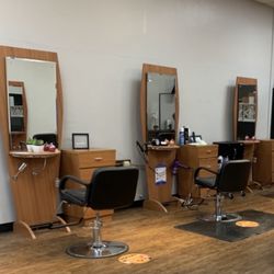 Salon Station For Sale