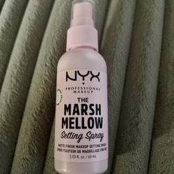  NEW NYX PROFESSIONAL THE MARSHMELLOW SETTING SPRAY MATTE FINISH MAKEUP SETTING SPRAY FULL SIZE $6!