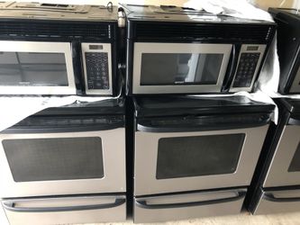 Stainless steel kitchen appliances