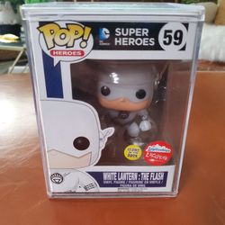 White Lantern : The Flash GITD Funko Pop
