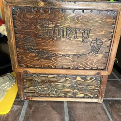 Wood Wine Cooler Fridge (Read Discription)