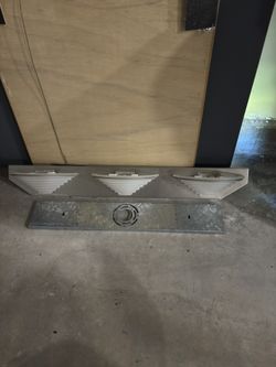 Bathroom Light Fixture FREE