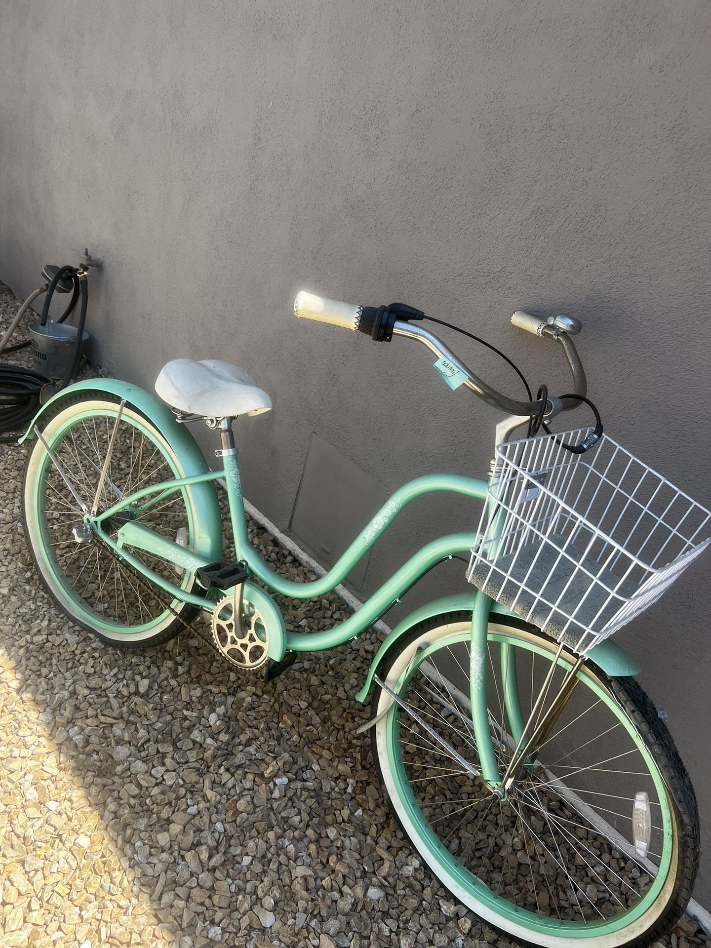 Beach Cruiser With Gears