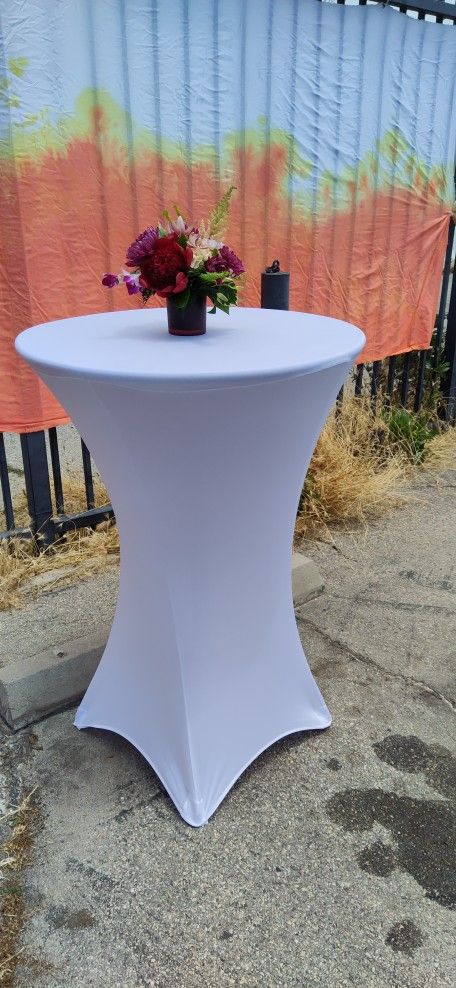 Cocktail Tables 30" Spandex Tablecloths Bar Stools