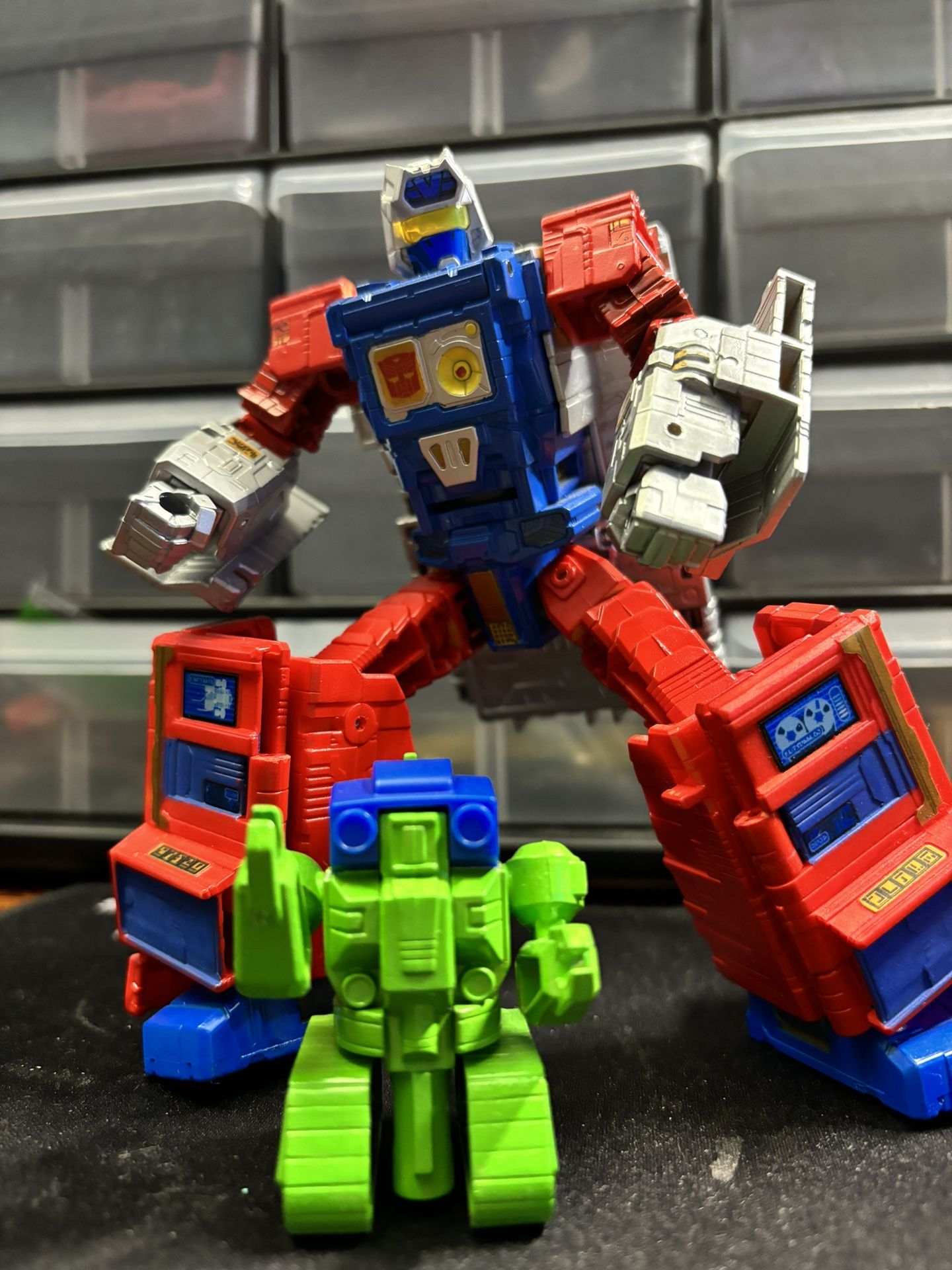 Transformers WFC *CUSTOM* Mainframe and Push-Button