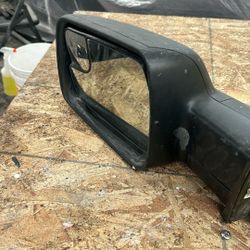 Ram. 1500. Mirror 