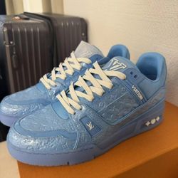 LVTrainer Blue Low-Top Sneakers