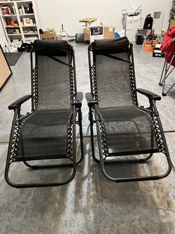 Set of 2 Zero Gravity Chairs
