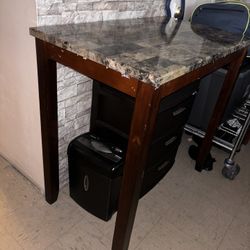 Breakfast Table/Dining Table