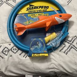 NEW Sharkpedo Torpedo Swim Hoop underwater pool toy