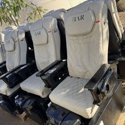 DAMAGED Pipeless Electric Spa Chairs