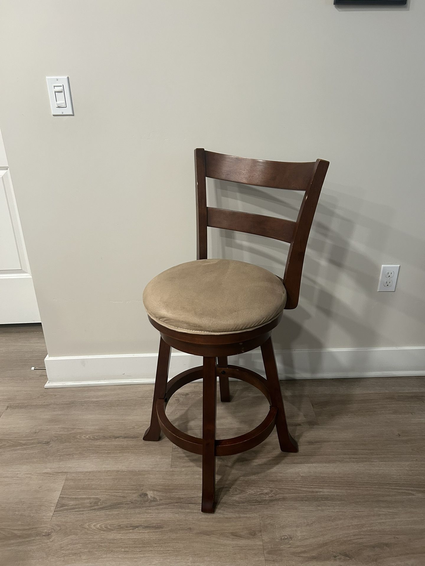 Counter Stool Swivel With Back Set Of 3 