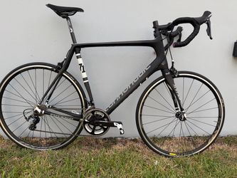🚴🏻 Cannondale Synapse Lab71 Carbon Road Bike – Size 61  Cannondale Synapse Carbon Road Bike in Size 61, perfect for a taller rider. Lightweight carb