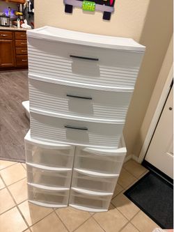 Plastic drawers