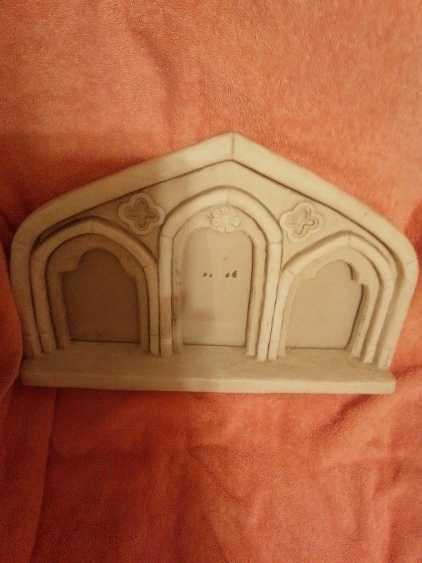 Heavy Plaster Or Concrete Pet Or Memorial Frame