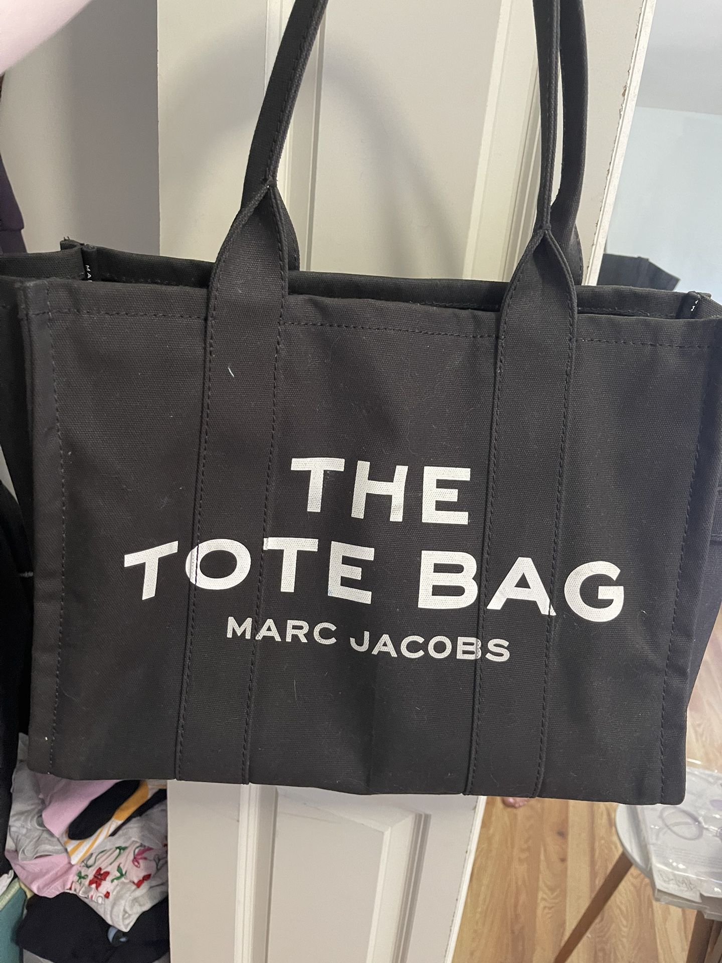 Marc Jacobs Jumbo Tote Bag