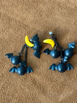 Vintage Halloween Bat earrings set