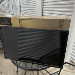 32” TV