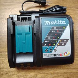 Makita Fast Charger