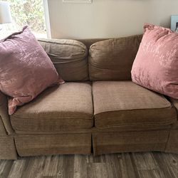 Moving sale