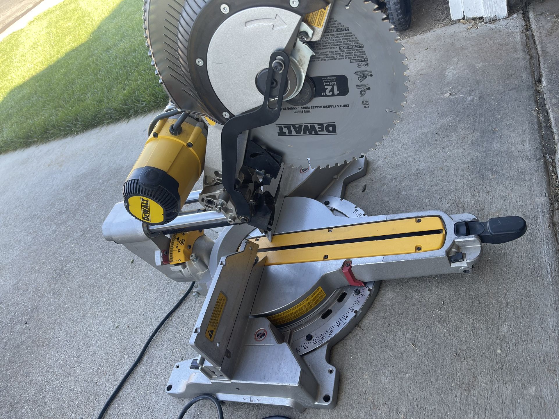 Dewalt Miter Saw DWS779
