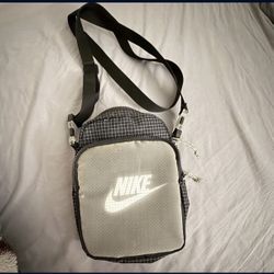 Nike Crossbody Bag 