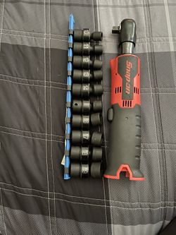 3/8 In Snap On Power Ratchet With 3/8 In Matco Swivel Sockets. 