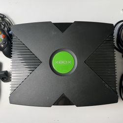 Original Xbox Console Bundle – Works Great! Controller + Remote + 4 Games