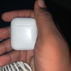 AirPods (left One Works