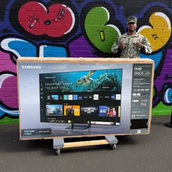 65 “ Samsung Smart 4K QD - OLED HDR 144HZ TV