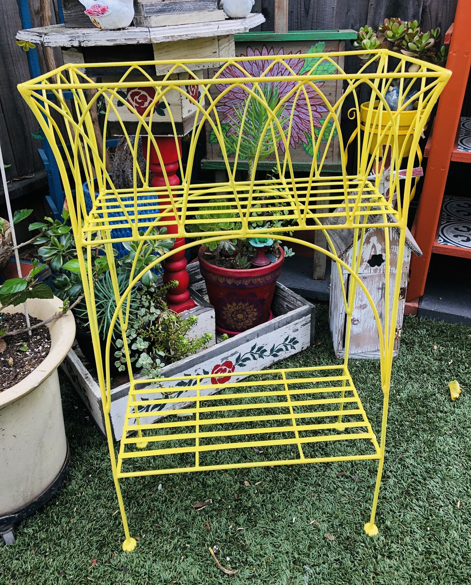 PLANT STAND