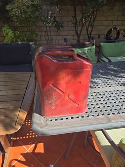 Vintage U.S.M.C Jerry Can