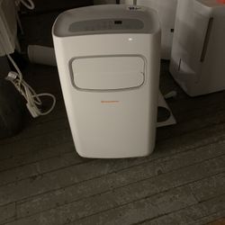 14,000 Btu Portable Air Conditioner New