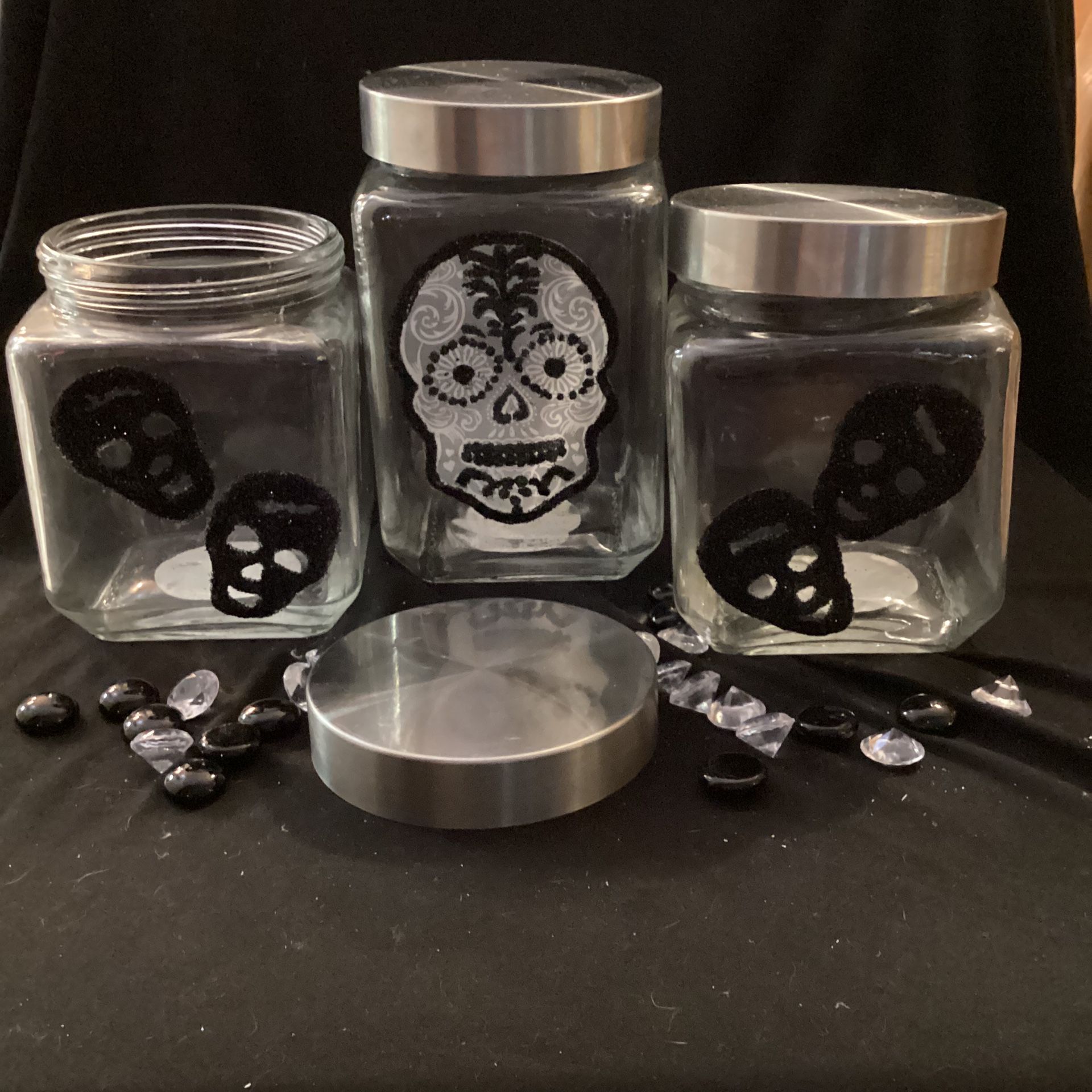 Skull Canisters