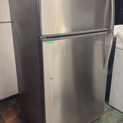 Kenmore Refrigerator 
