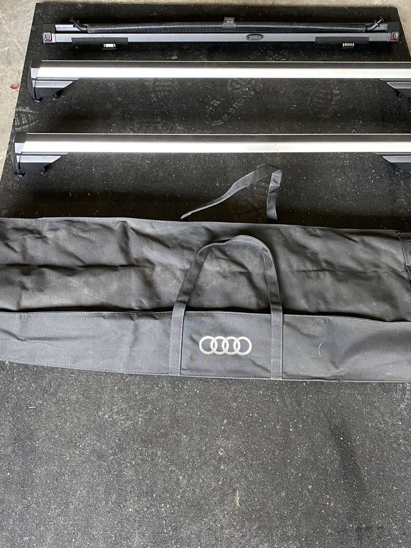 Audi Roof Rack w Case & Privacy Cover