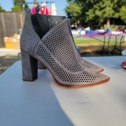 Vince Camuto Shoes Size 7