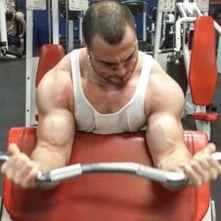 Brand New Ez Curl Bar 