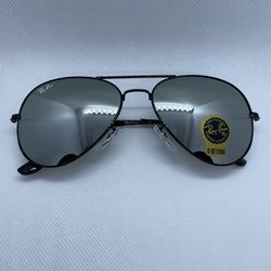 Ray-Ban Aviator Sunglasses (NEW)