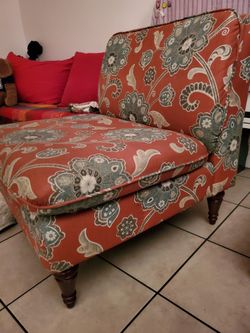 Cushioned Chair