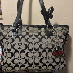 Coach Black Tote 