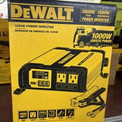 DEWALT 1000-Watt Portable Car Power Inverter with Triple USB Ports, inversor de energía