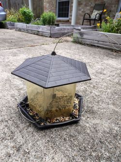 Large Bird Feeder