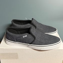 $40 Men’s Vans Slip On Brand New Size 13