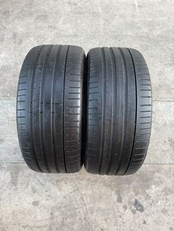 2 tires 255/35/21 Pirelli
