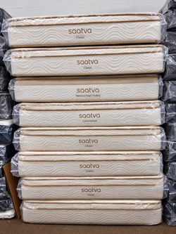 Saatvas mattress  queen size on clearance
