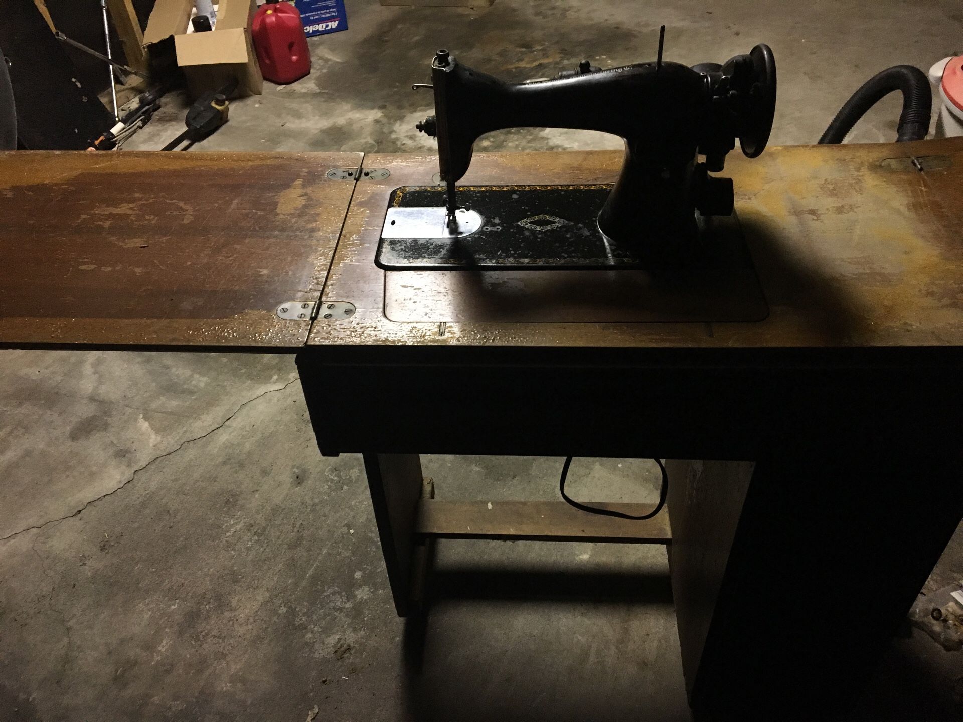 Antique singer sewing machine